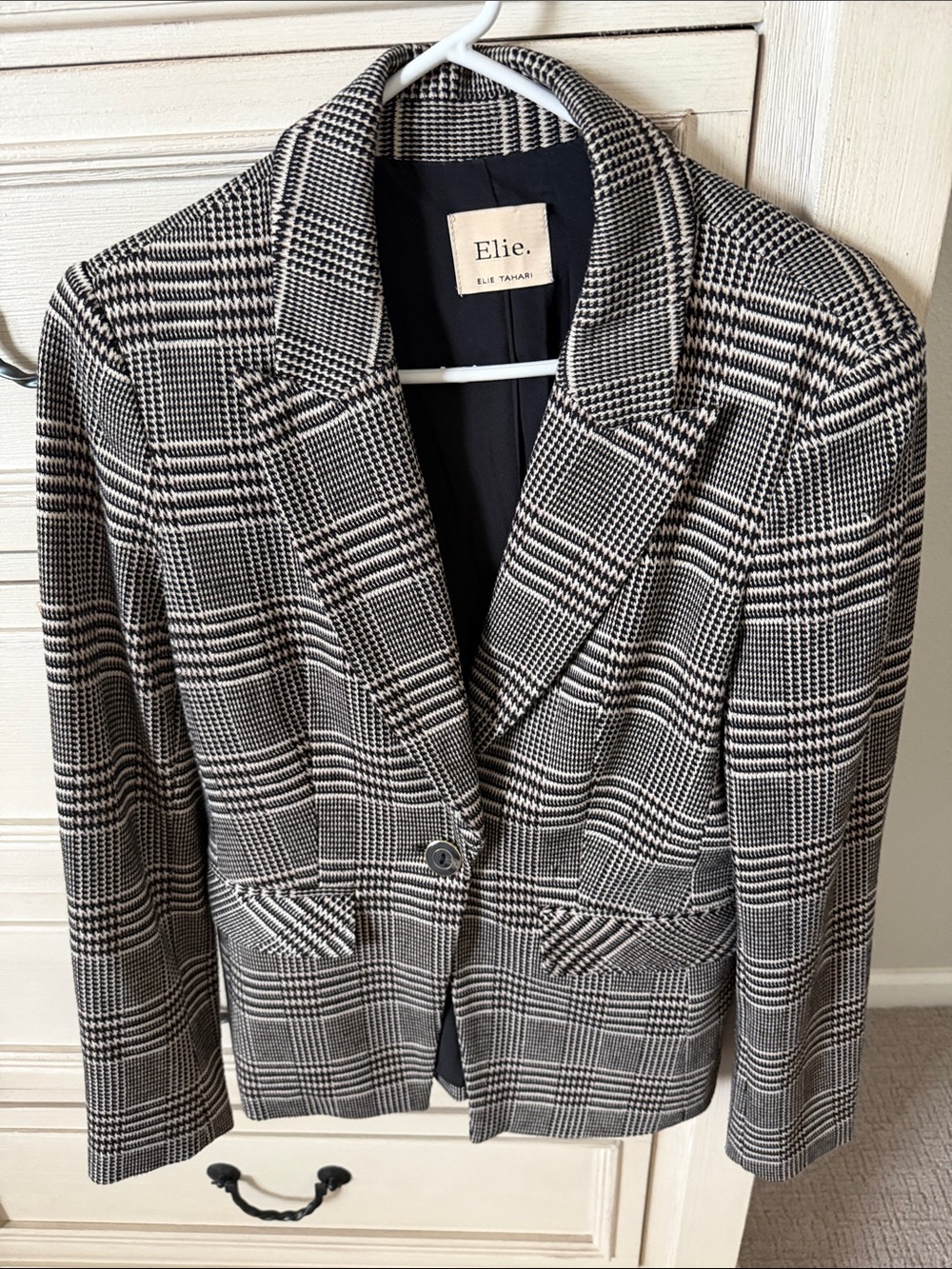 Elie Tahari Black & White Glen Plaid One-Button Blazer